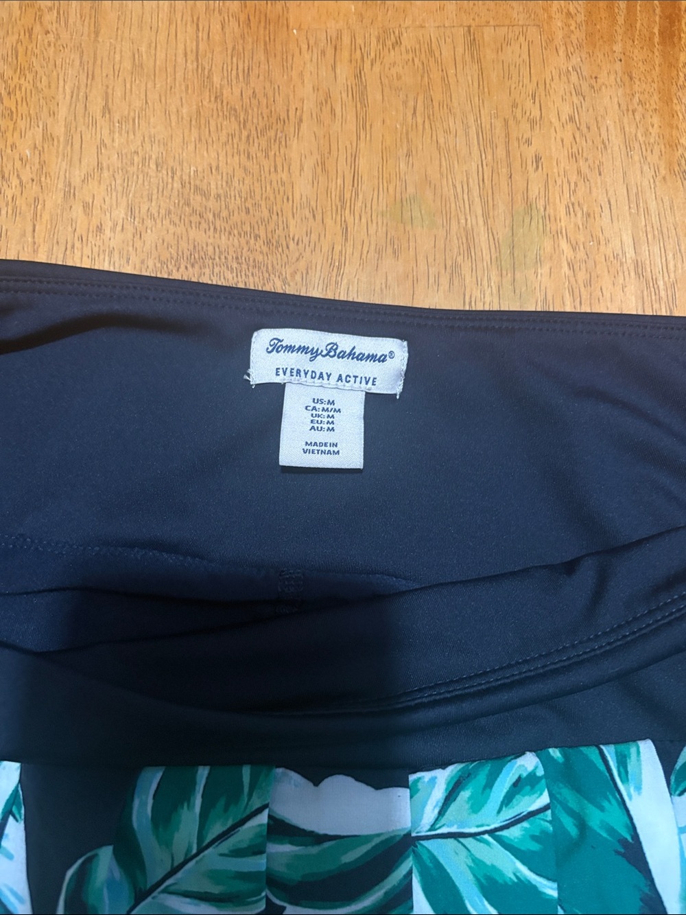 NWT TOMMY BAHAMA SKORT - Picture 5 of 8